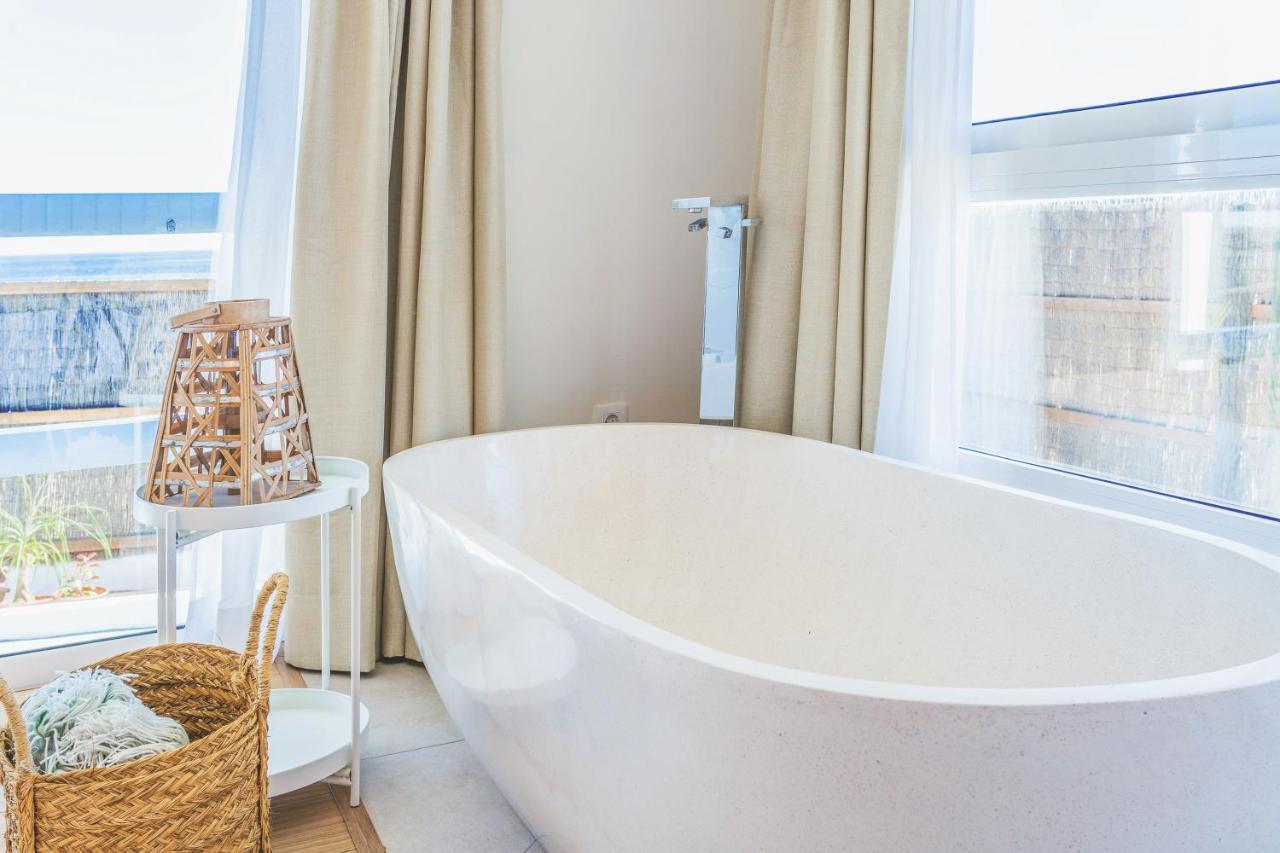 Boutique Beach Villa By Lanzarote Retreats - Private Pool - 1 Min Walk To Sea Pool Charco del Palo Exterior foto