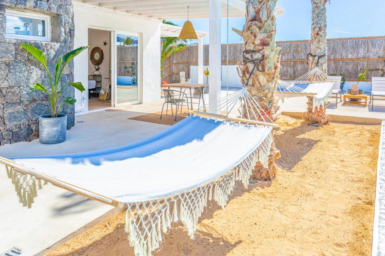 Boutique Beach Villa By Lanzarote Retreats - Private Pool - 1 Min Walk To Sea Pool Charco del Palo Exterior foto