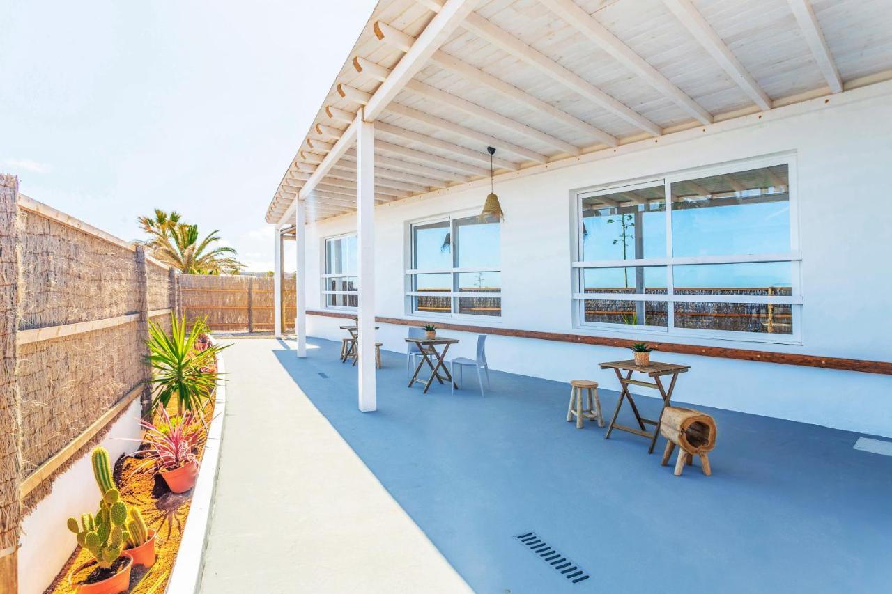 Boutique Beach Villa By Lanzarote Retreats - Private Pool - 1 Min Walk To Sea Pool Charco del Palo Exterior foto